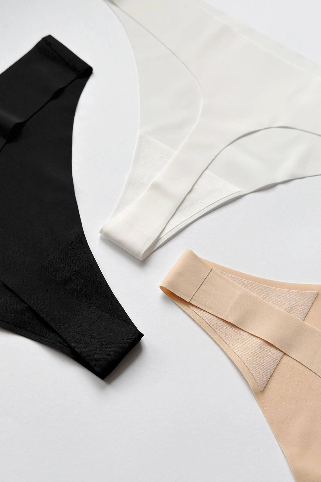 Blanca seamless thongs 3-pack mix color (Discount Group A) | Gorteks | MySalvio